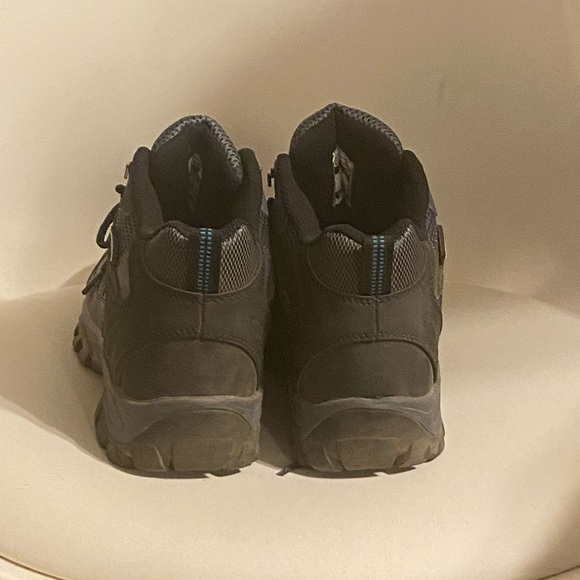 Hiking shoe size 9 by Outbound - Picture 2 of 7